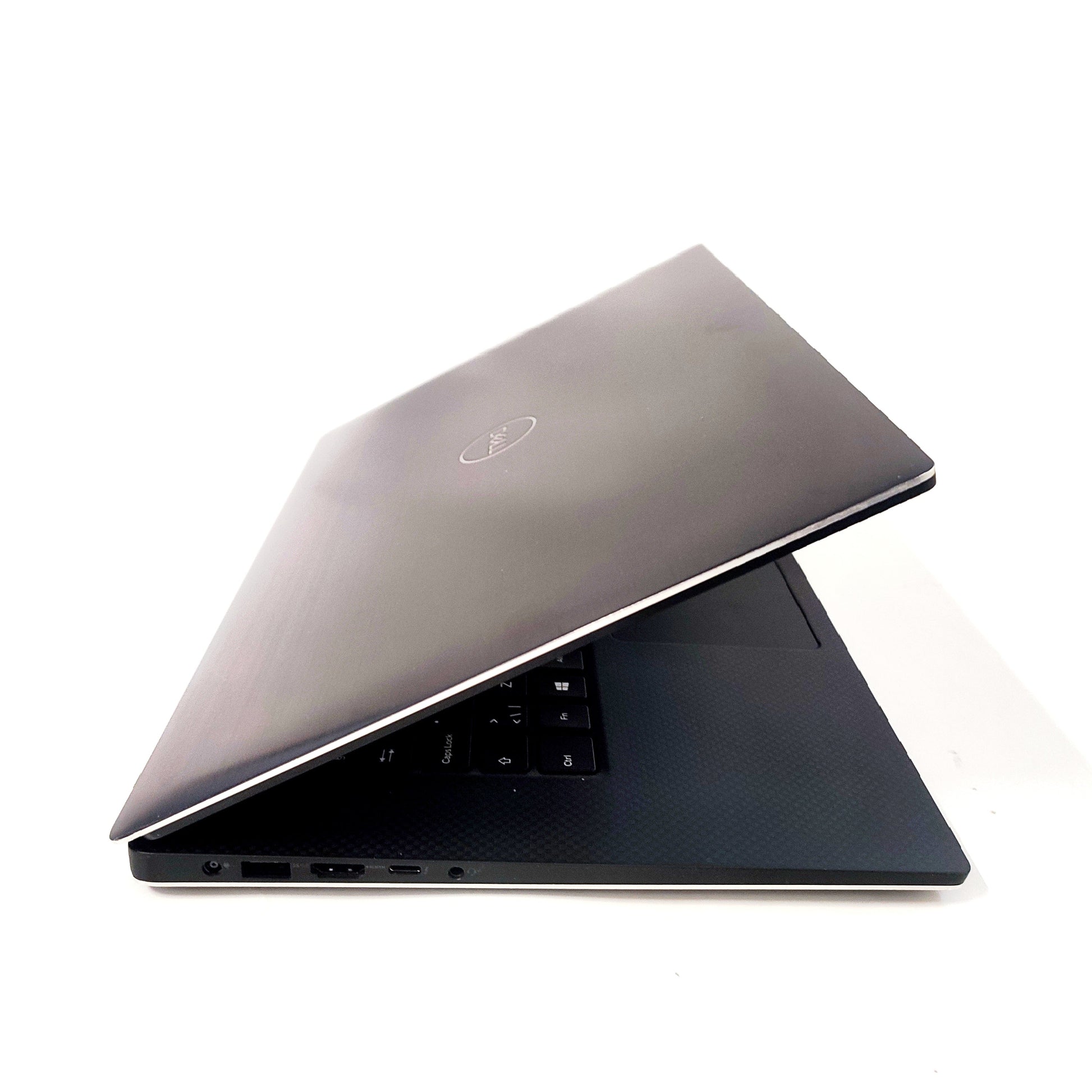 DELL Precision 5530/i7-8850H/16GB/240GB SSD/NVIDIA Quadro P1000/15.6″ FHD/ID: 18246